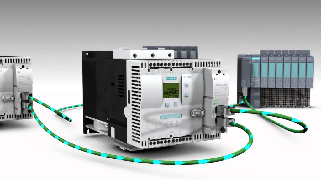 Participants working on Siemens TIA Portal software in Siemens automation training lab