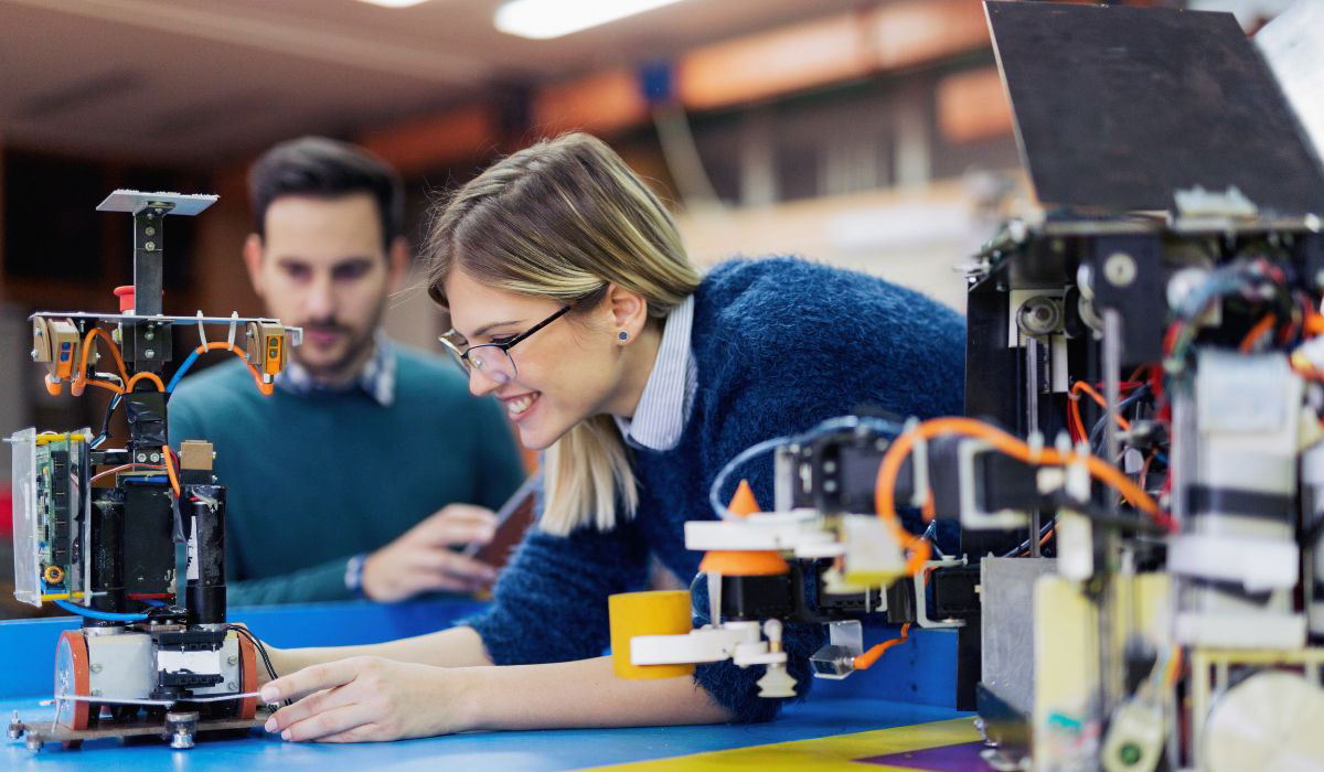 Practical Training and Projects in mechatronics